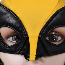 Laden Sie das Bild in den Galerie-Viewer, Deadpool &amp; Wolverine (2024) Wolverine Cosplay Maske Requisite