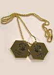 Battlestar Galactica Kira Thrace Starbuck Gold Abhänger Halskette Set of 2